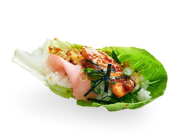 Teriyaki salmon lettuce cups 