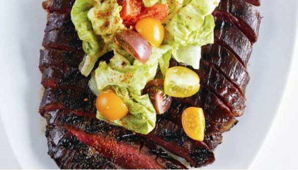 Teriyaki steak with pickled lettuce