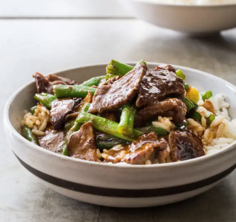 Teriyaki stir-fried beef with green beans