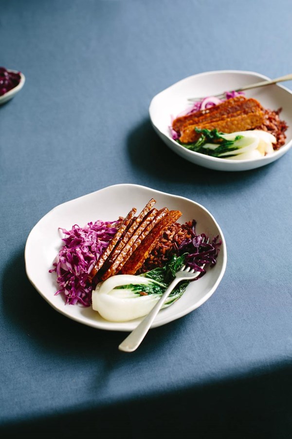 Teriyaki tempeh & red rice bowls