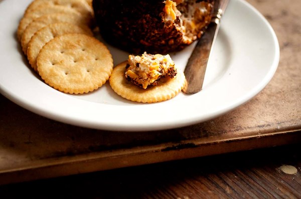 Texas chili powder cheese ball