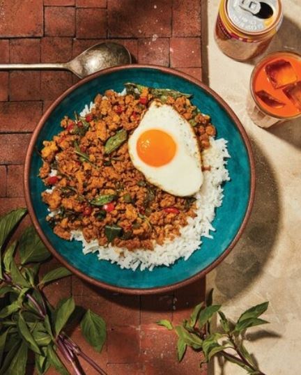 Thai basil chicken (Pad krapow gai)