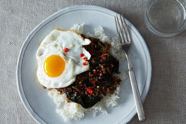 Thai basil stir fry (Put kaprow)