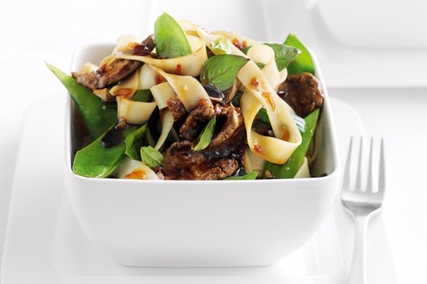 Thai beef & rice noodle stir-fry with snow peas