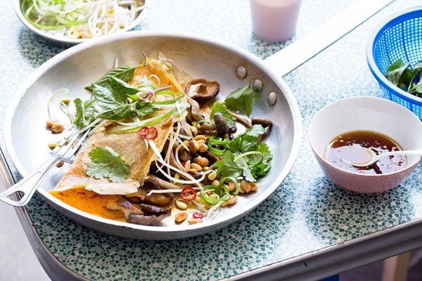 Thai breakfast omelettes