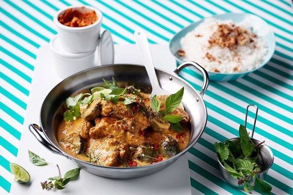 Thai chicken & eggplant yellow curry