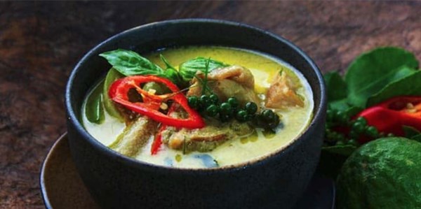 Thai chicken curry