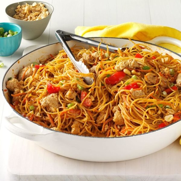 Thai chicken peanut noodles