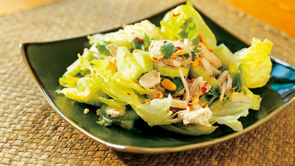 Thai chicken salad