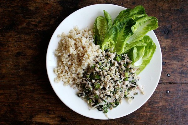 Thai chicken salad (Larb gai)