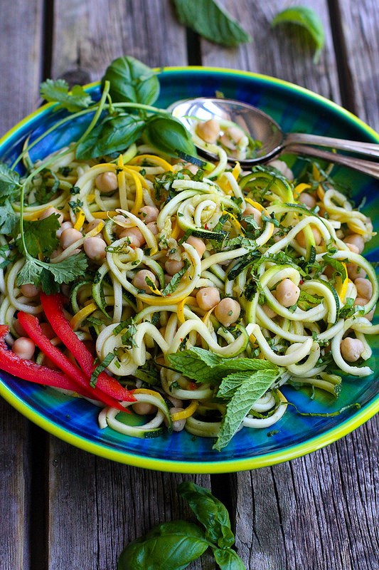 Thai chickpea zucchini noodle salad 