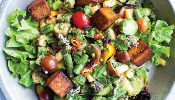 Thai chopped salad with tofu