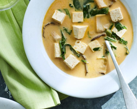 Thai coconut curry soup