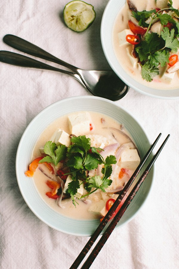 Thai coconut soup (Tom kha tofu )