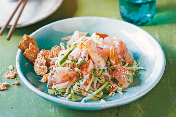 Thai crispy-skinned salmon & pomelo salad