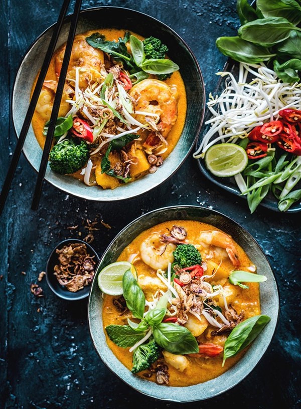 Thai fish and prawn laksa