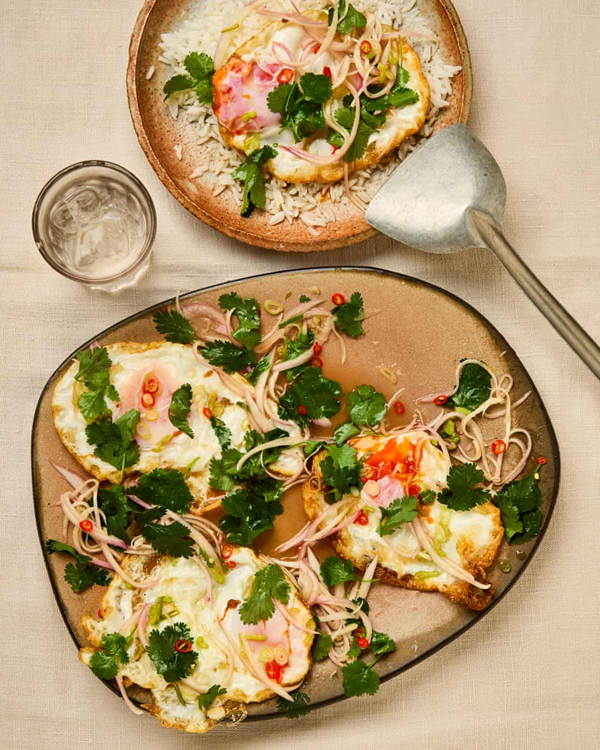 Thai fried egg salad