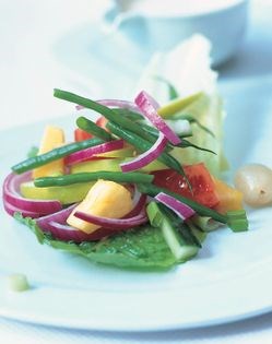 Thai fruit and vegetable salad