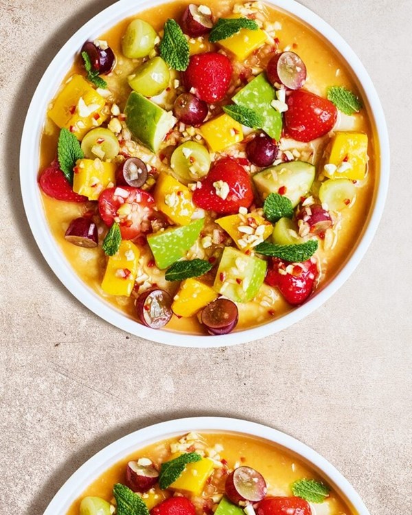 Thai fruit salad (Yum-pol-la-mai)
