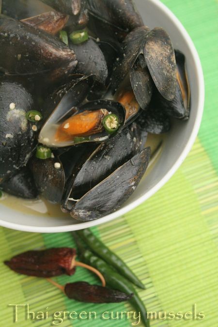 Thai green curry mussels