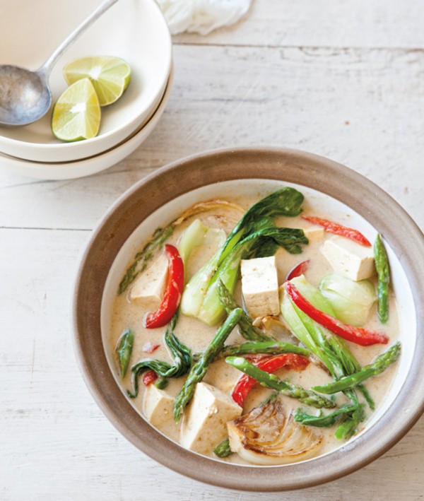 Thai green curry with tofu, asparagus & baby bok choy