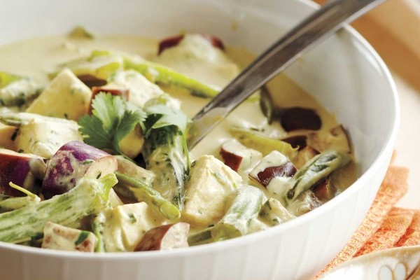 Thai green curry with tofu & vegetables