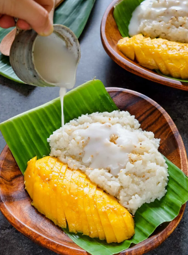 Thai mango sticky rice