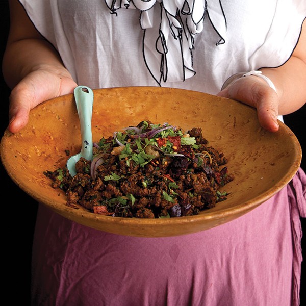 Thai minced pork salad (Laab)