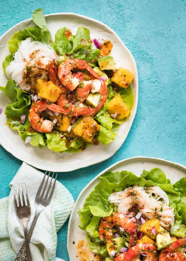 Thai prawn, mango and avocado noodle salad