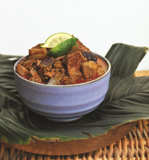 Thai red beef curry