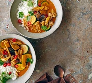 Thai red chicken curry (Marni Xuto)