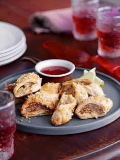 Thai sausage and peanut rolls