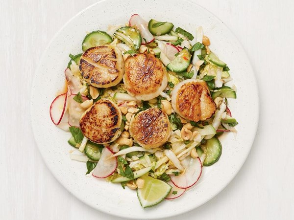 Thai scallop salad