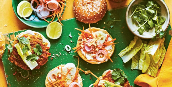 Thai-spiced sweetcorn burgers