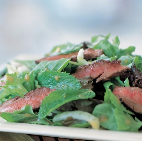 Thai steak & bok choy salad