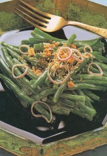 Thai-style green bean salad
