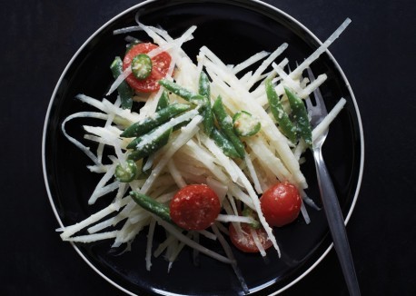 Thai-style green papaya salad