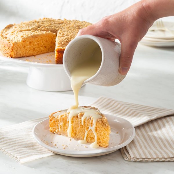 Thai tea coffee cake