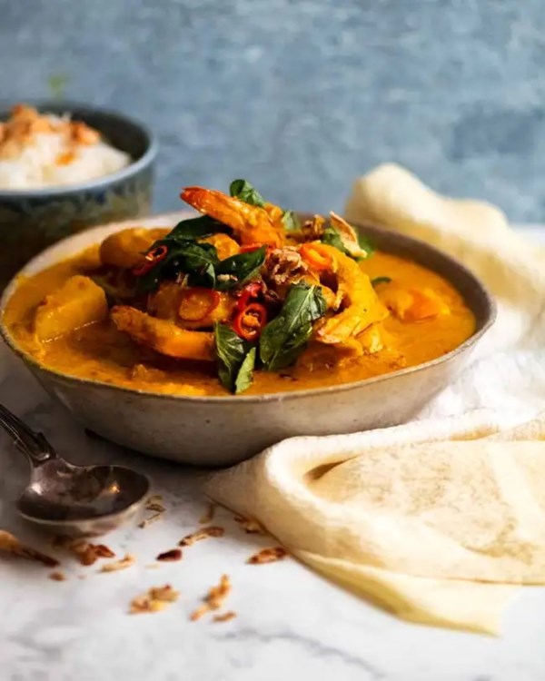 Thai yellow curry