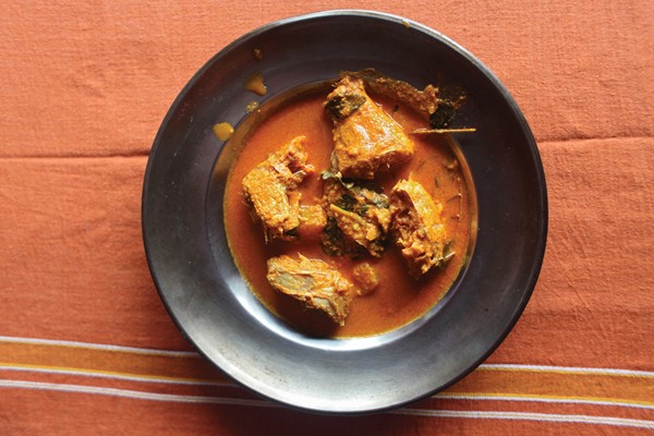 Thalassery-style fish curry (Thalassery meen curry)