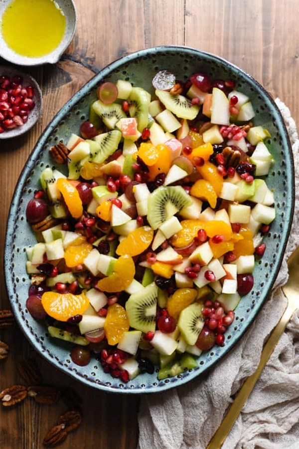 https://716f24d81edeb11608aa-99aa5ccfecf745e7cf976b37d172ce54.ssl.cf1.rackcdn.com/thanksgiving-fruit-salad-fall-fruit-3176221l1.jpg