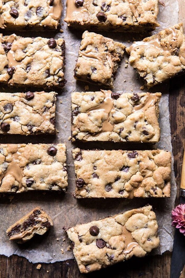The best chocolate chip peanut butter swirled cookie bars