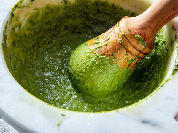 The best classic basil pesto sauce (Pesto alla Genovese)