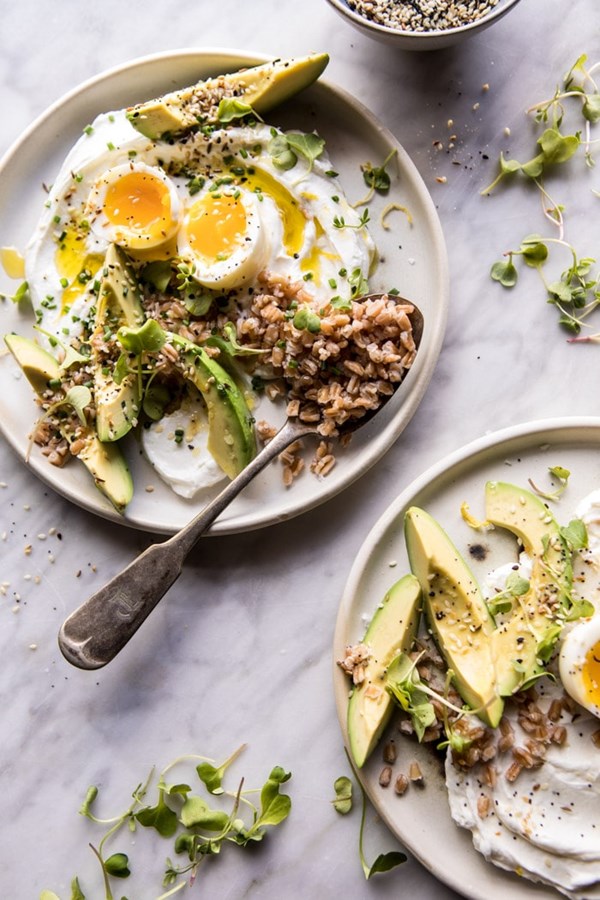 The best everything spice egg avocado yogurt bowl