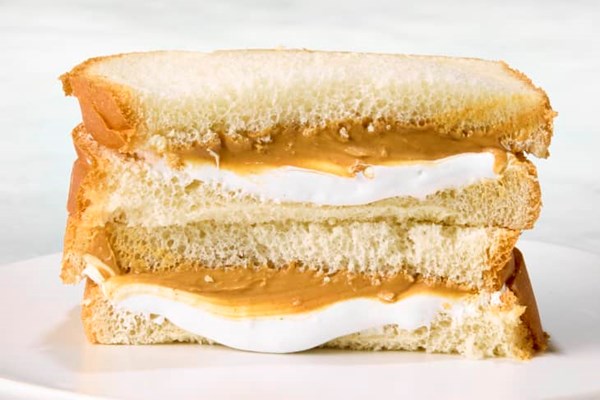 The best fluffernutter sandwich 