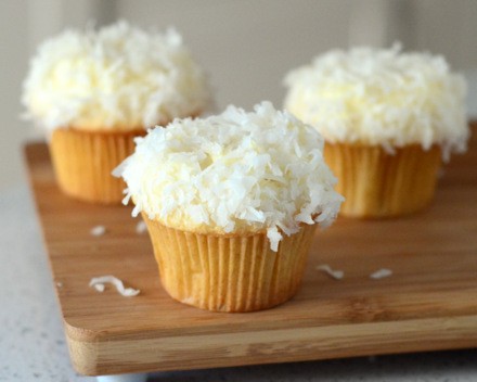 The best fluffy coconut cupcakes