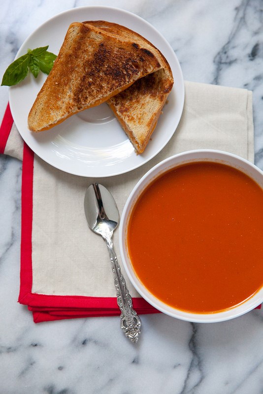 The best simple tomato soup