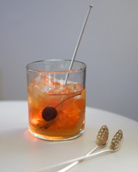 The big Texan bourbon-and-grapefruit cocktail