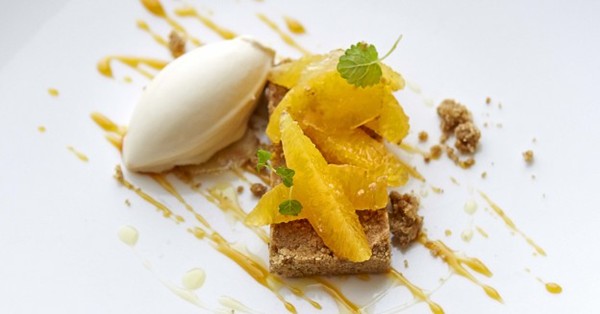 The Bingham's gingerbread with ginger ice cream