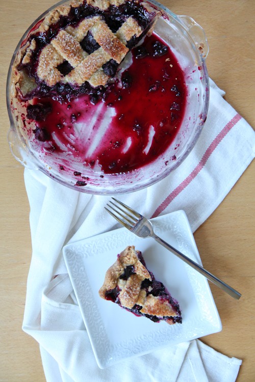 The black and blue (berry) pie
